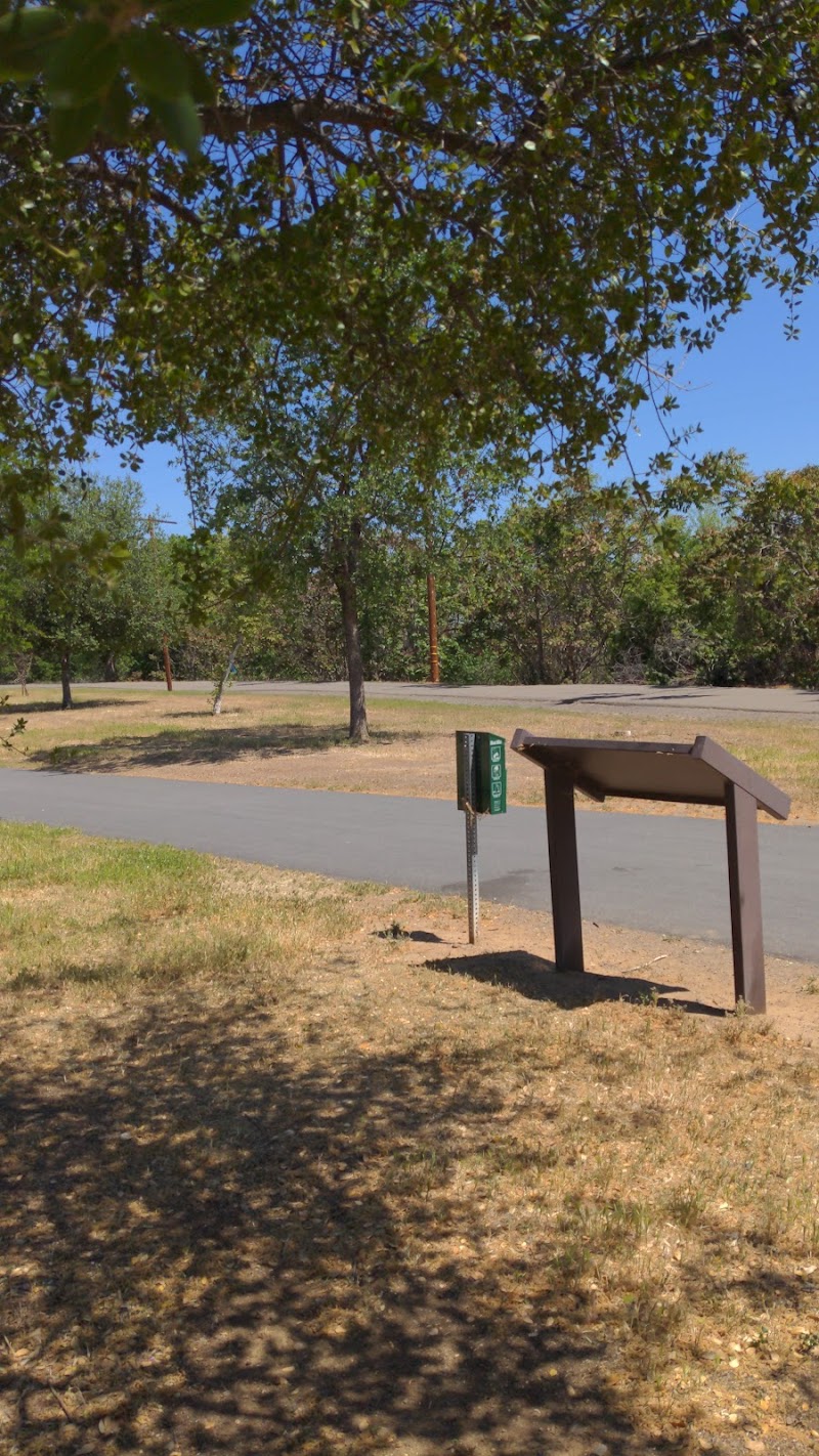 East Contra Costa Regional Trails Parking Lot photo 2