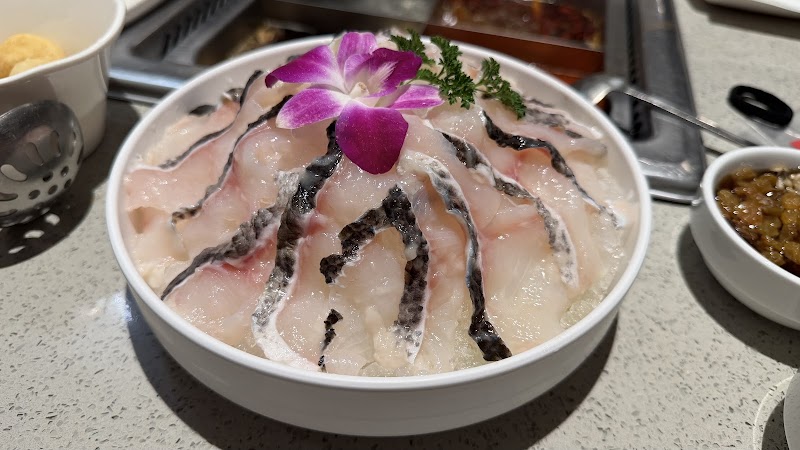 Haidilao Hot Pot Century City photo 3