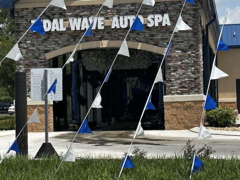 Tidal Wave Auto Spa | Car Wash photo 4
