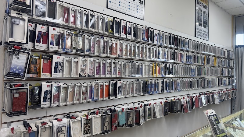 Aura Tech Repair Fairfield (CELLPHONE REPAIR) photo 3