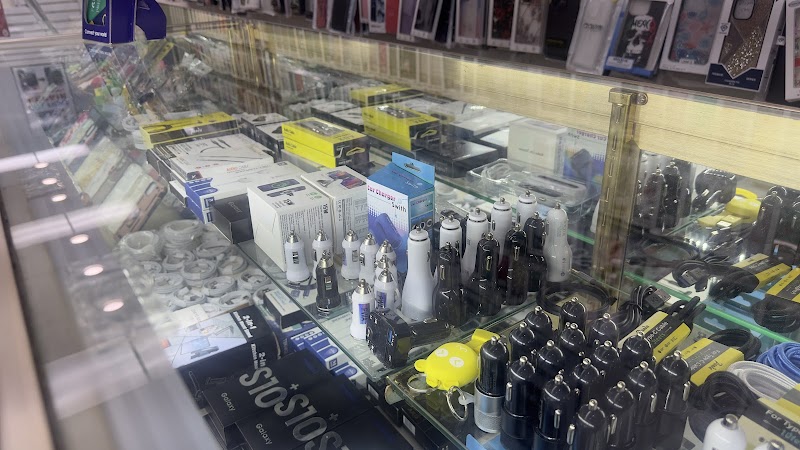 Aura Tech Repair Fairfield (CELLPHONE REPAIR) photo 4