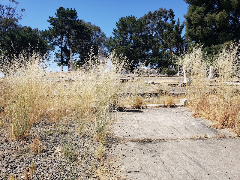 All Saints Cemetery photo 3