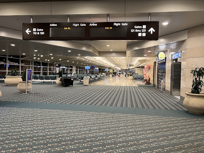 Orlando International Airport photo 4