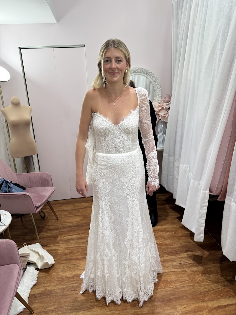 Tailor Love photo 3