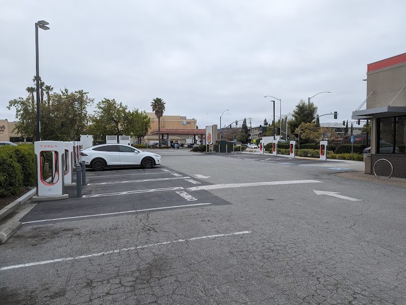 Tesla Supercharger photo 2
