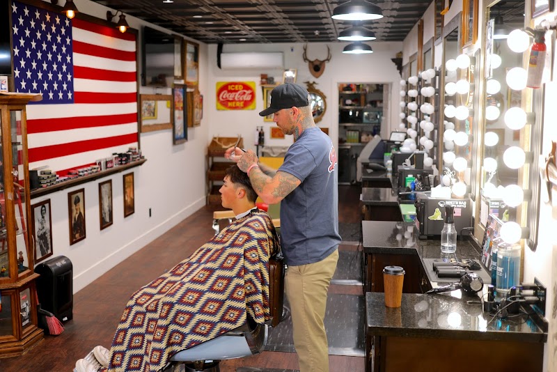 Photo of Chuck's Barbershop