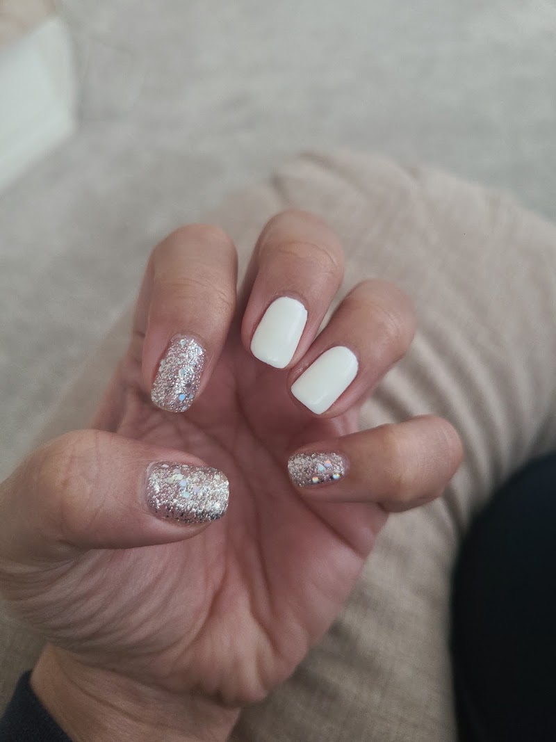Bliss Nails & spa photo 4
