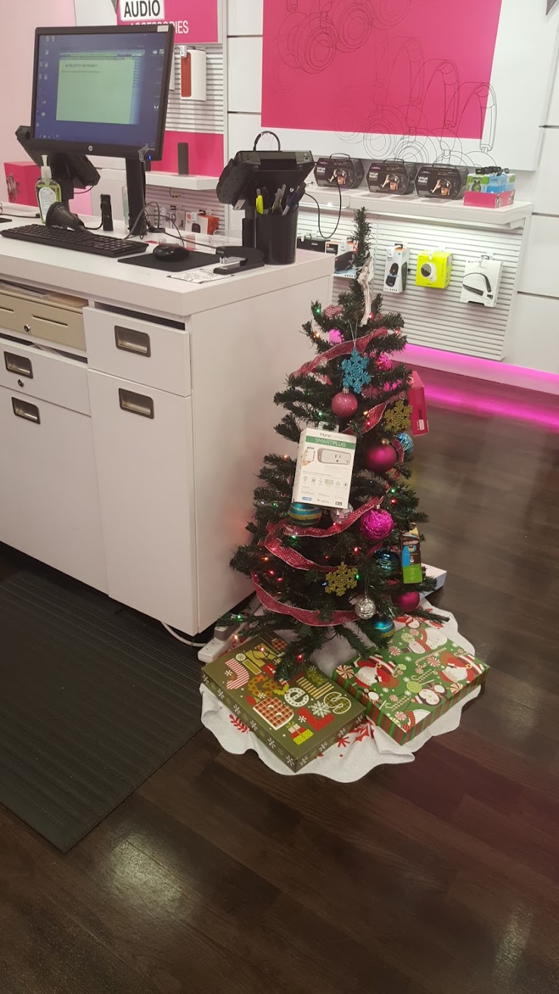 T-Mobile Authorized Retailer photo 3