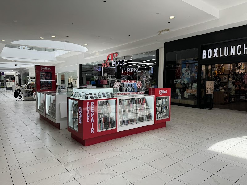 Cellat - Mobile, Tablet, Electronic Accessories Shop NewPark Mall, California photo 3