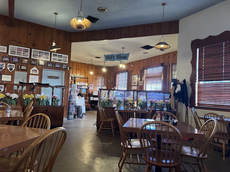 Millbrae Pancake House photo 4
