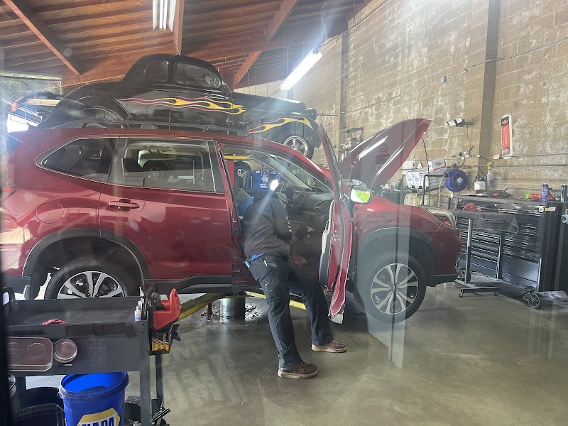 Cecil's Hi-Tech Auto Care photo 3