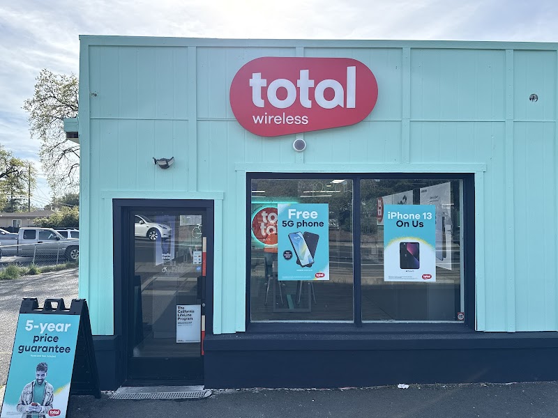 Total Wireless photo 4