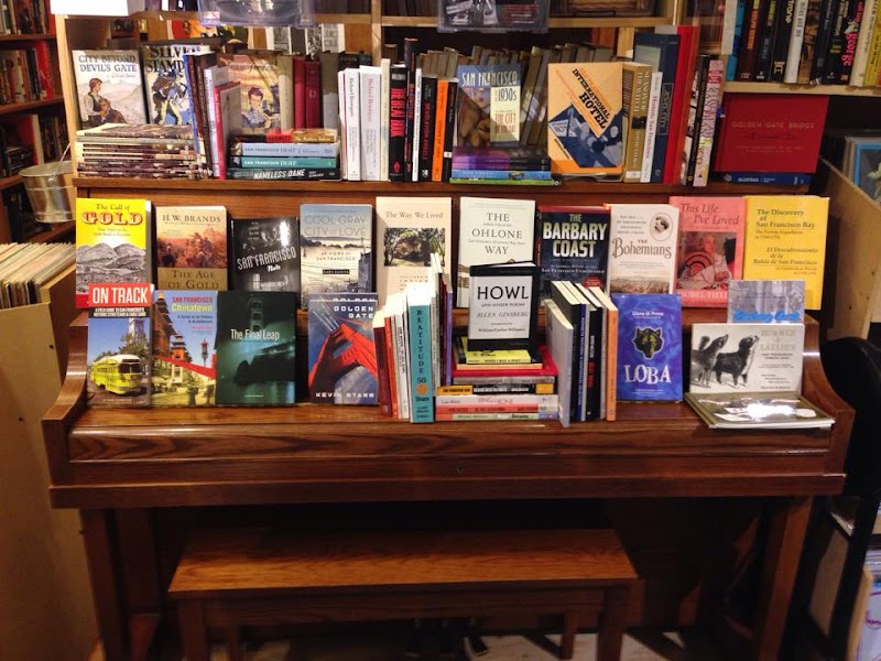 Bird & Beckett Books & Records photo 2