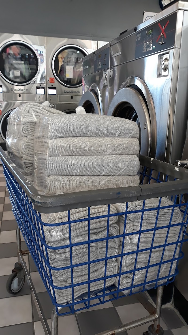 Sunshine Laundry Sausalito photo 4