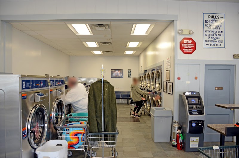 75 Broadway Laundromat photo 4