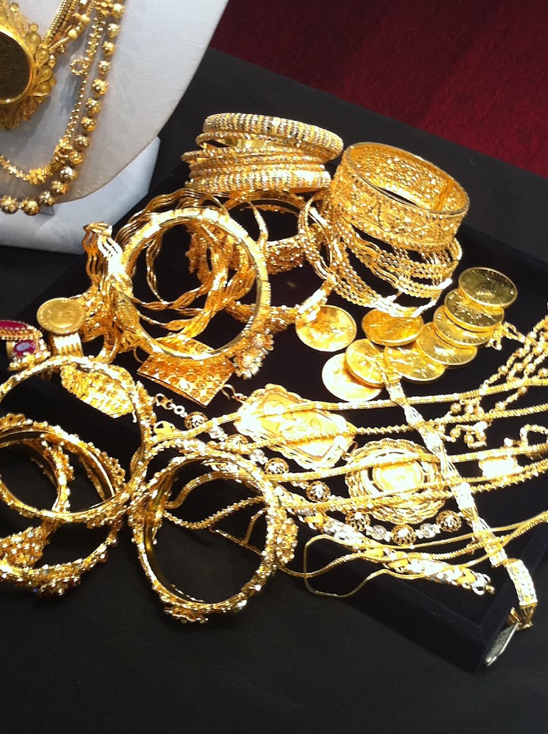 BJ Bushra Jewellers & Beauty photo 5