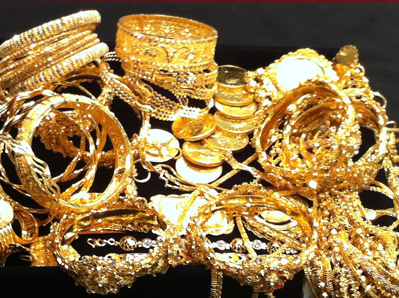 BJ Bushra Jewellers & Beauty photo 2