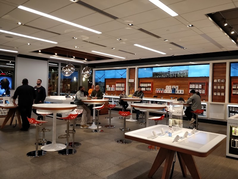 AT&T Store photo 3