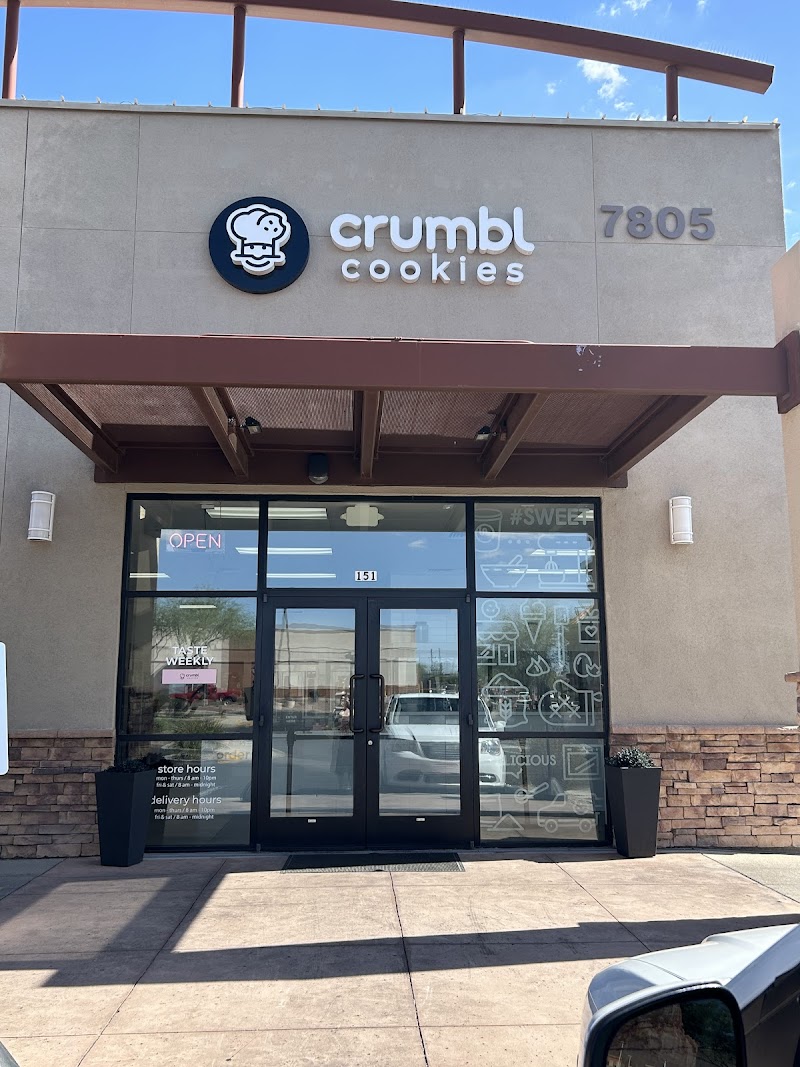 Crumbl photo 4