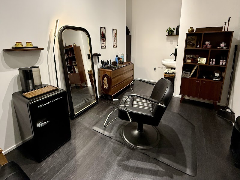 Photo of Roman Cuts Studio