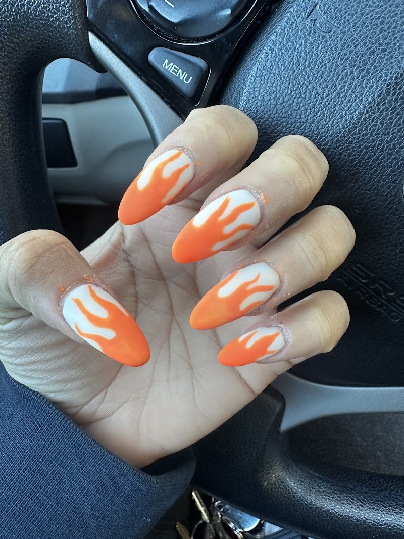 Photo of Golden Nails
