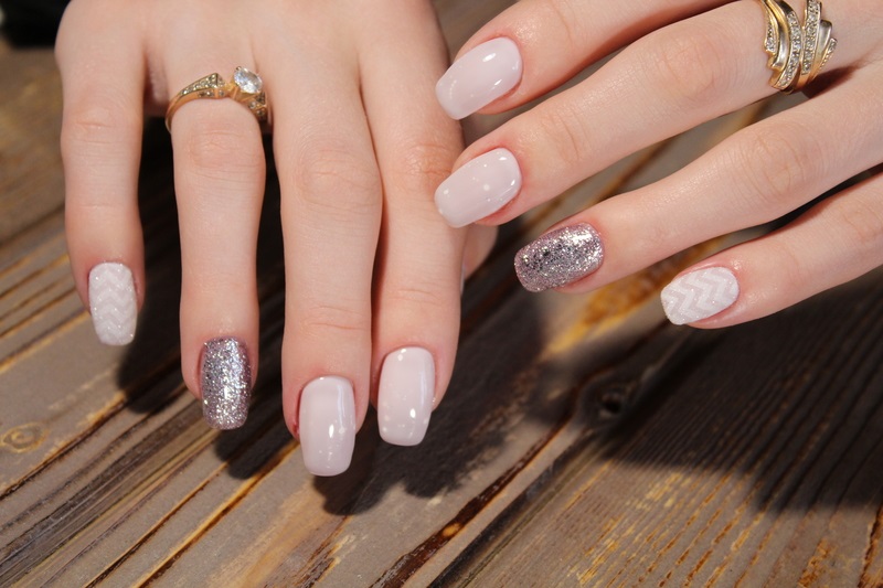 Golden Nails photo 2
