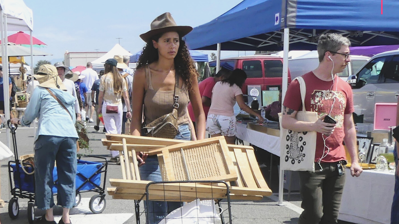 Long Beach Antique Market photo 2