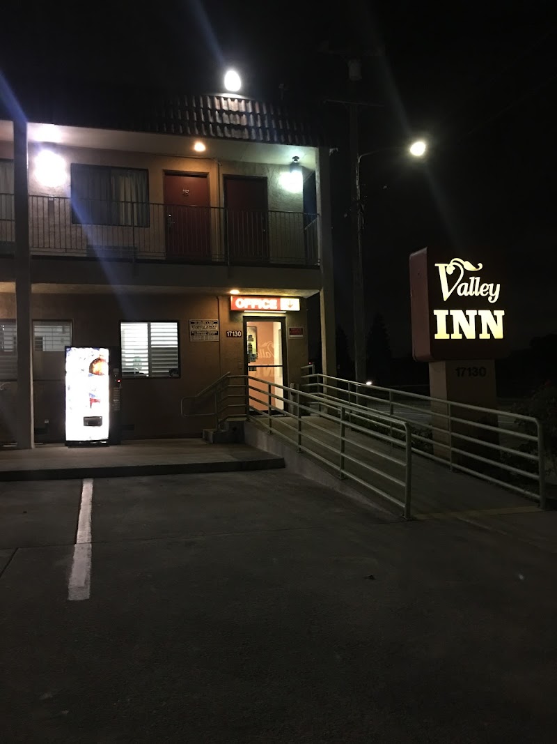 Valley Inn photo 5