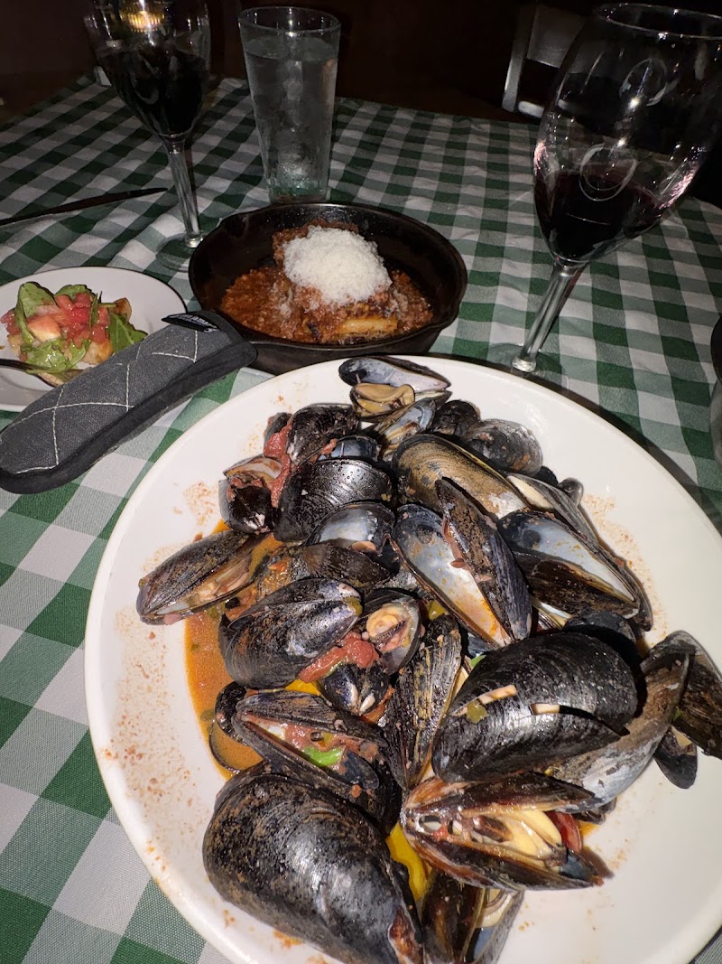 Pia's Trattoria photo 3