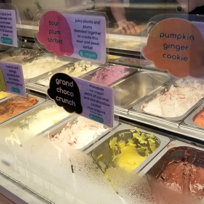 Miharu Ice Cream photo 4