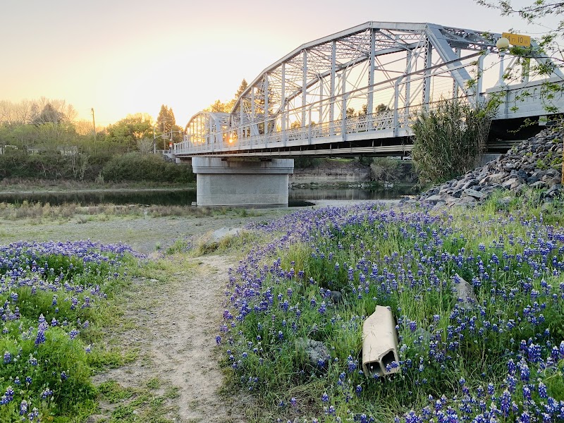 Healdsburg Memorial Bridge photo 2