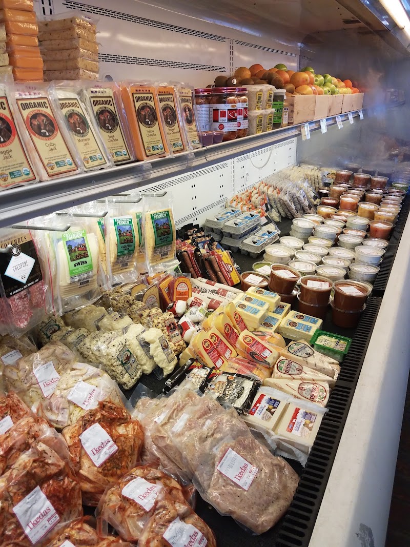 Ikeda's Markets photo 4