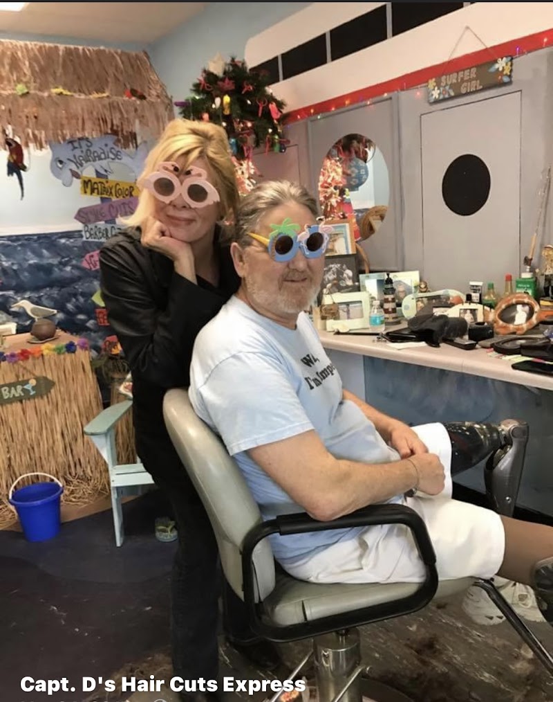 Capt D’s Haircuts Express Barber & Styling Salon photo 4