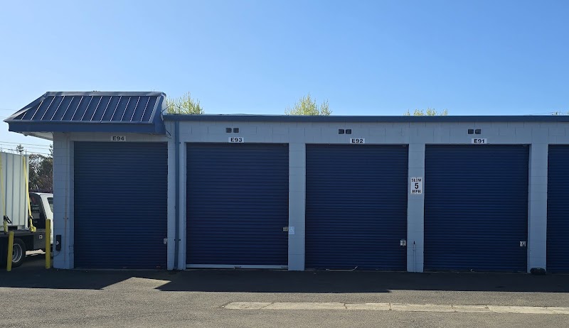 Hayward Self Storage photo 2