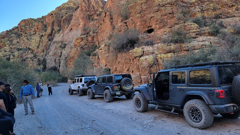 Price Road - Box Canyon OHV Staging Area photo 4