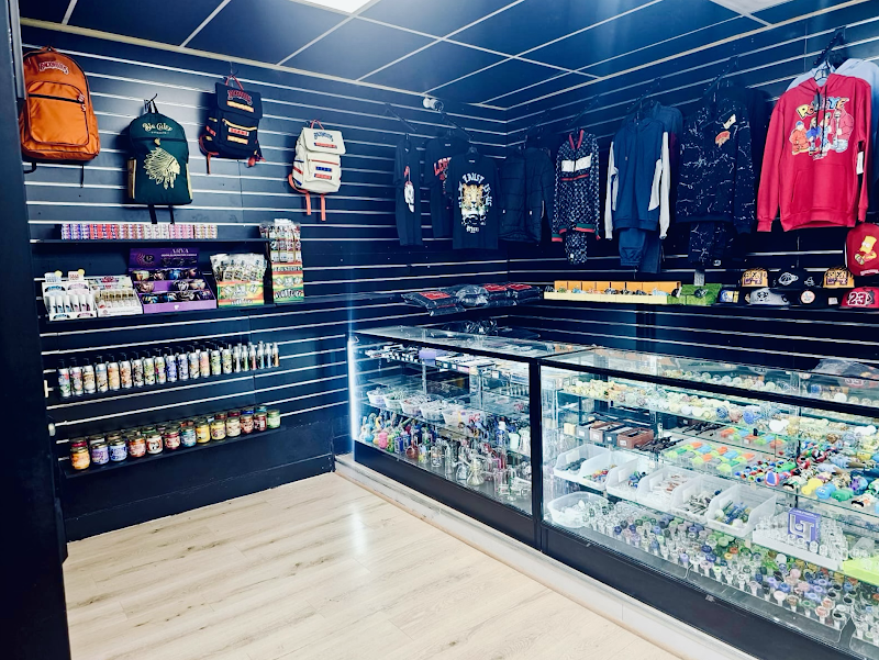 High End Smoke Shop photo 5