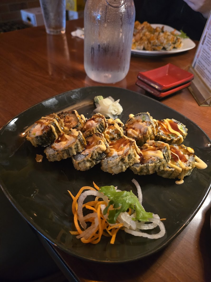 Rooster Thai Sushi photo 3