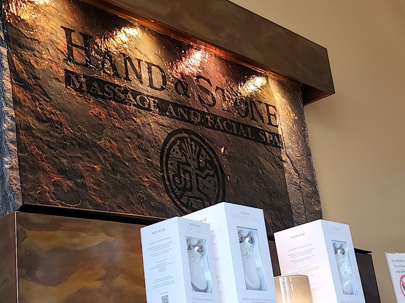 Hand & Stone Massage and Facial Spa photo 4