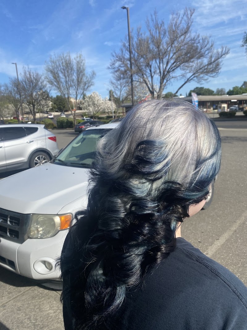 Aqua Hair Salon & Spa photo 5