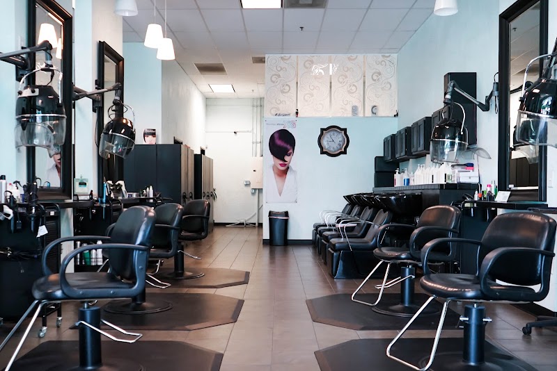 Aqua Hair Salon & Spa photo 3