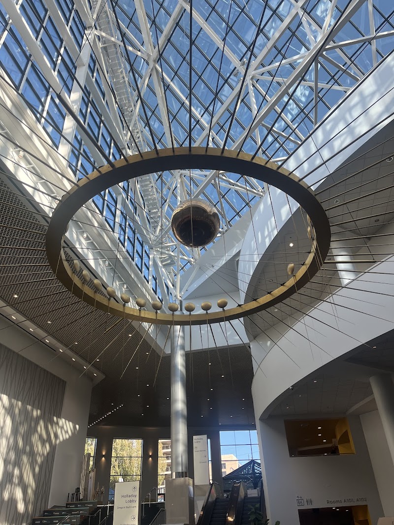 Oregon Convention Center photo 5