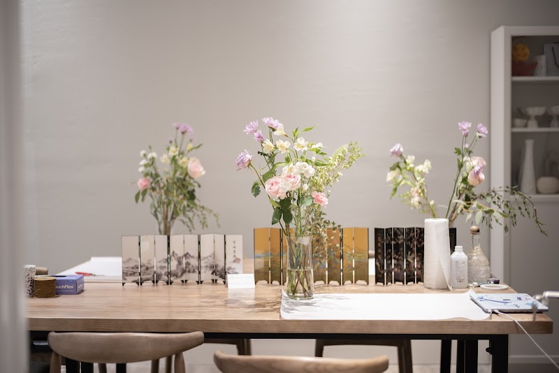 24:01 Florist photo 3