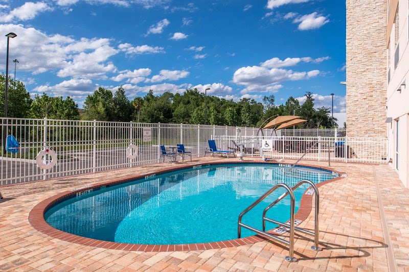 Holiday Inn Express & Suites Tampa North - Wesley Chapel by IHG photo 3
