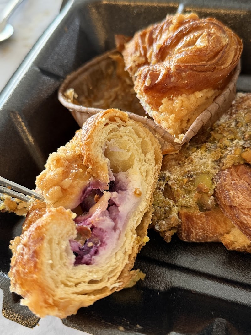 Yeshua restaurant bakery Café photo 3