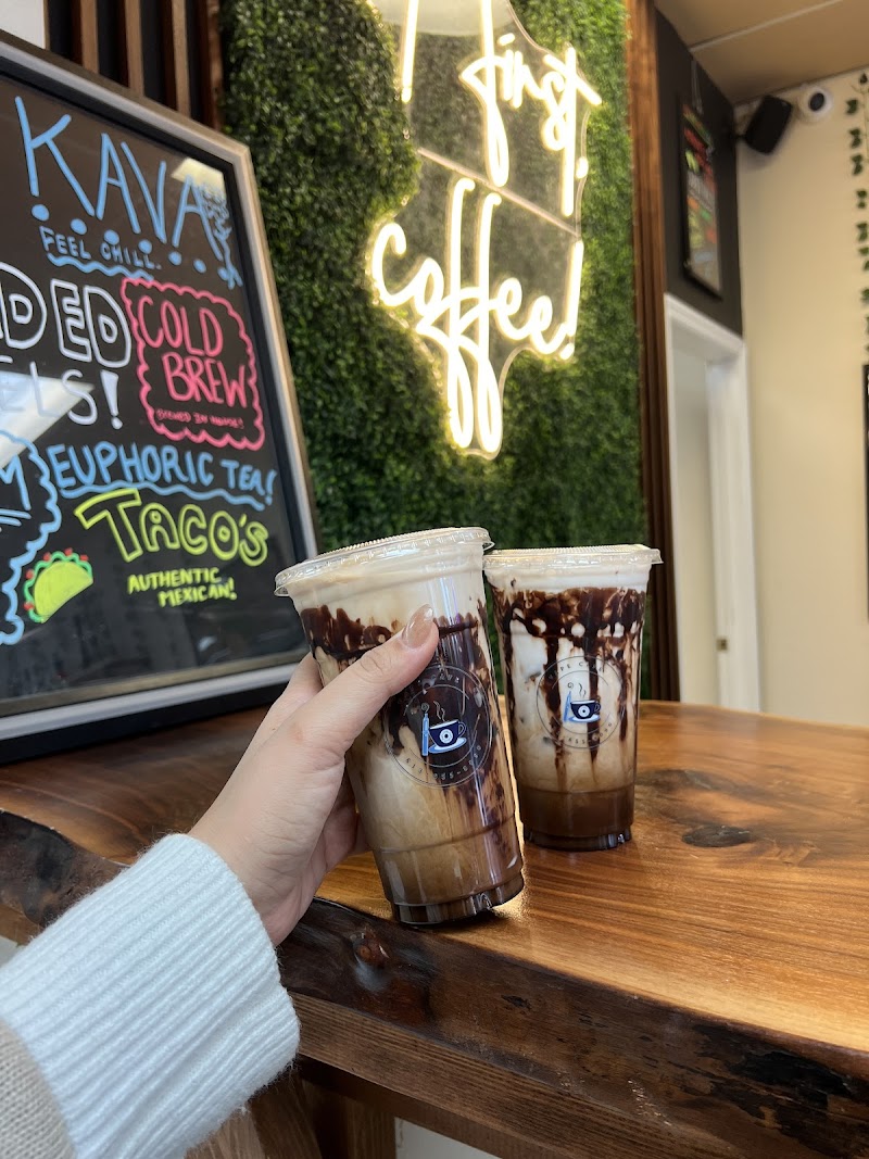 VAPE CAFE - Smoke Shop, Dispensary (Kratom and Coffee Bar) photo 4