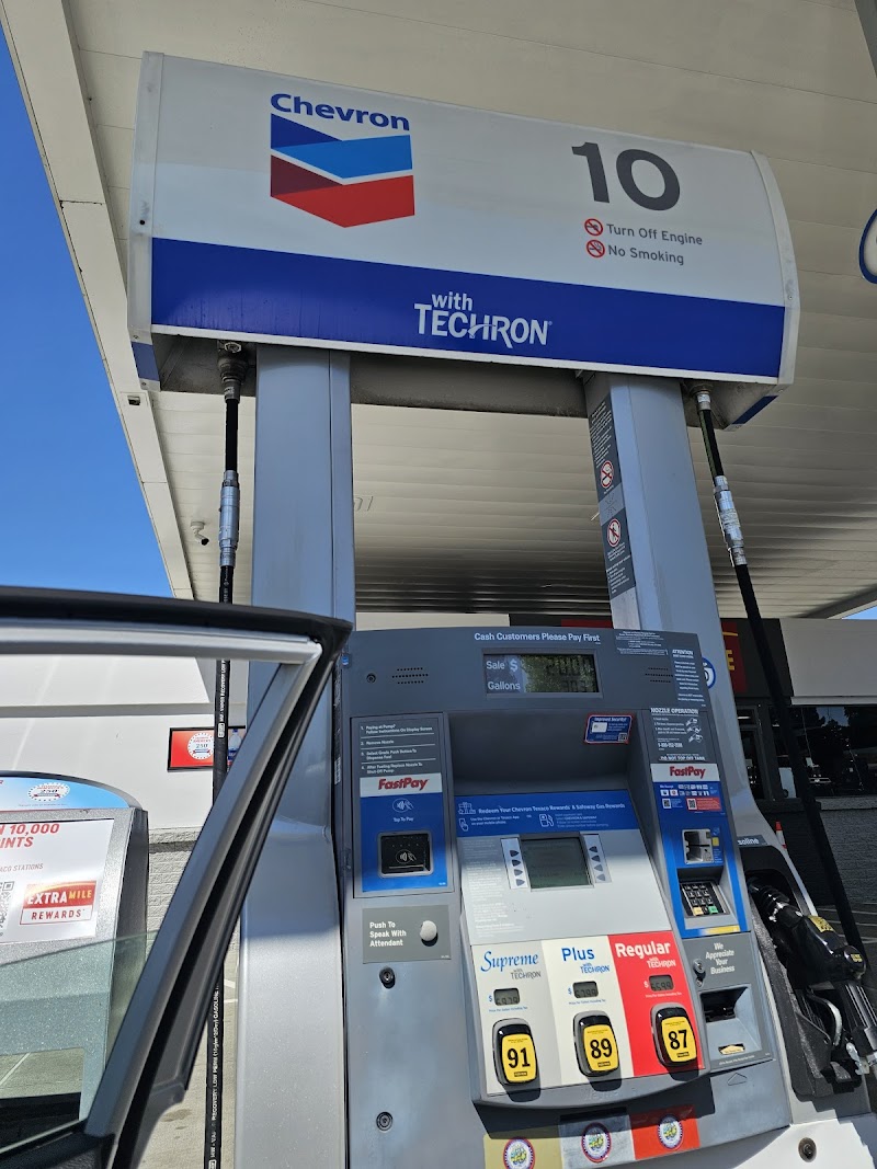 Chevron Vacaville photo 2