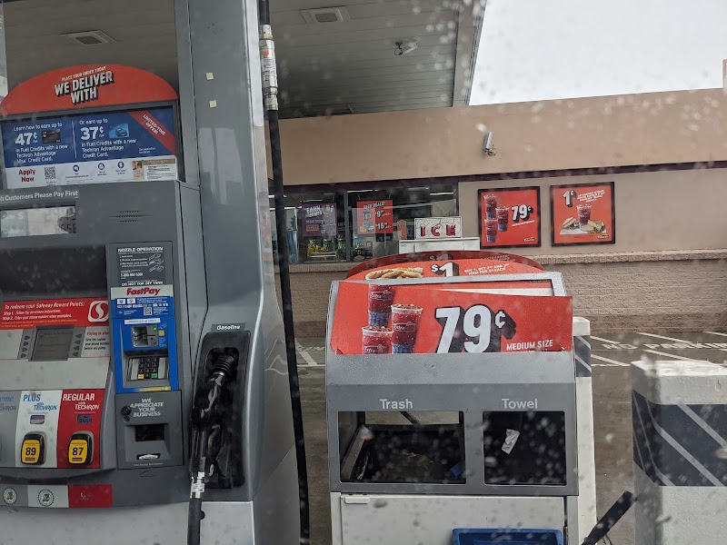 Chevron Vacaville photo 3