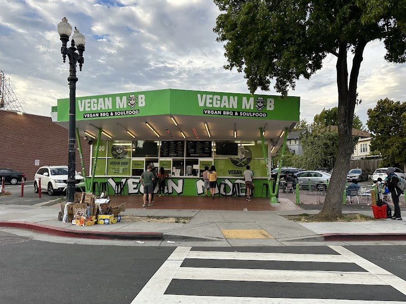 Vegan Mob - Vegan BBQ and Soul Food photo 4