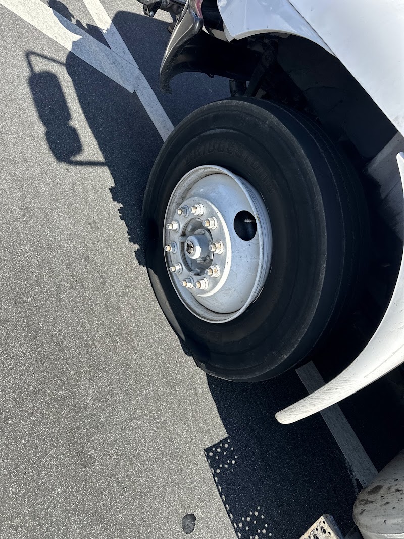 Juan’s Roadsides service tire photo 3