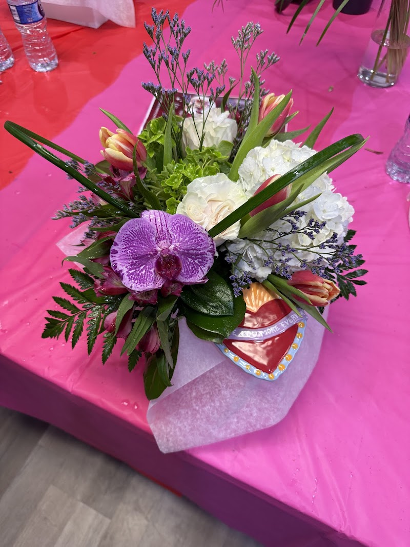 Palm Harbor Floral Boutique photo 3